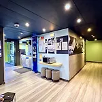 Ibis Budget Hotel 2*