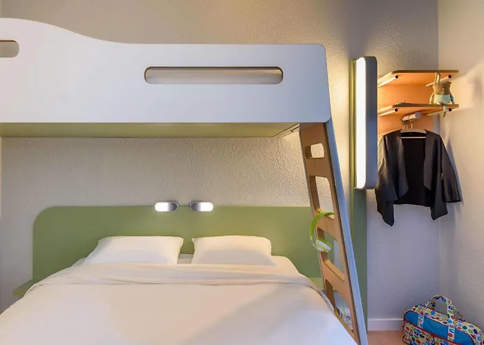 Ibis Budget Отель Бон