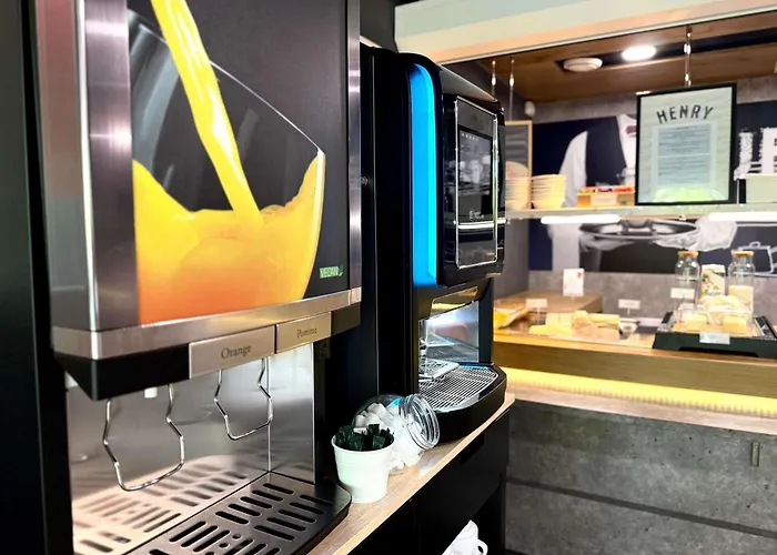 Отель Ibis Budget Бон