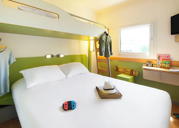 Отель Ibis Budget Бон