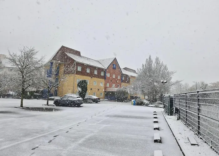 Отель Ibis Budget 2*