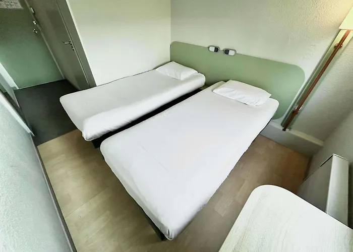 Ibis Budget Hotel 2*